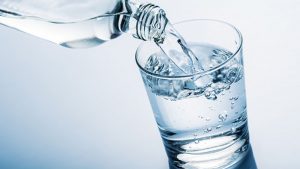 Uống nhiều nước có mập không?