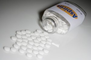 Aspirin làm trắng da toàn thân có tốt và an toàn?